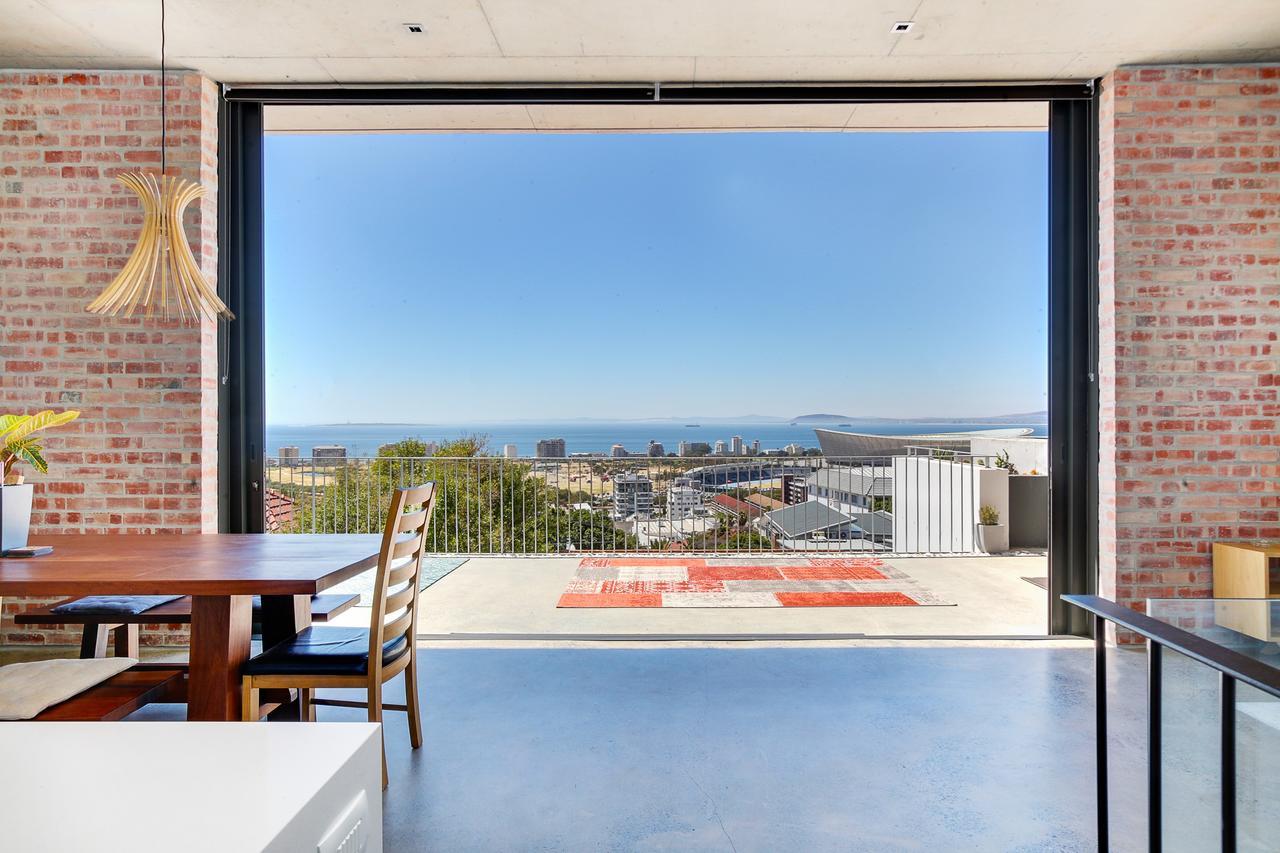 Upper Point Luxury *
